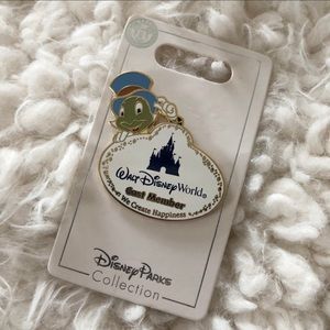 Castmember Exclusive Jiminy Cricket Disney Pin